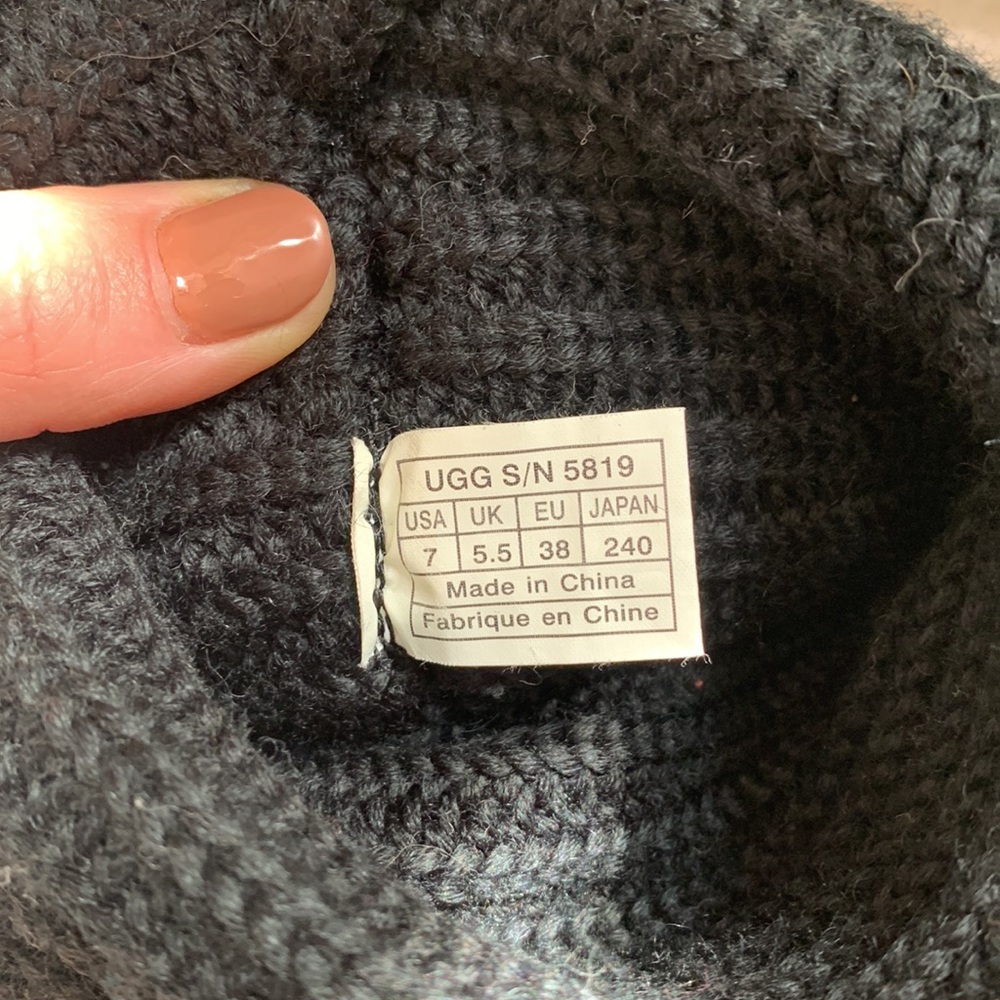 Black woven Ugg boots - Picture 6 of 6